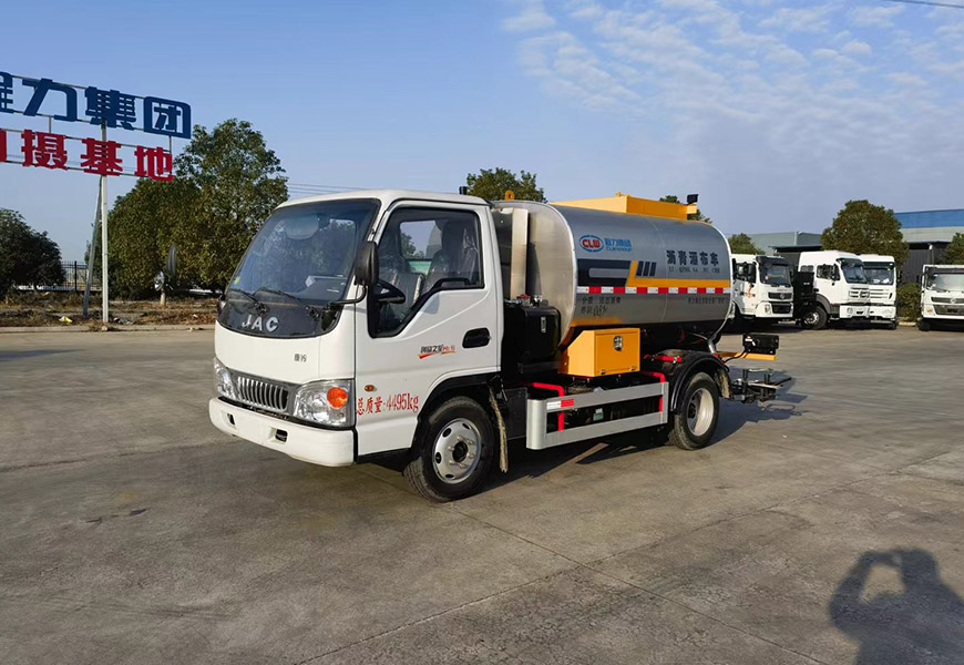 程力CL5043GLQ6BLS型江淮藍牌智能瀝青灑布車